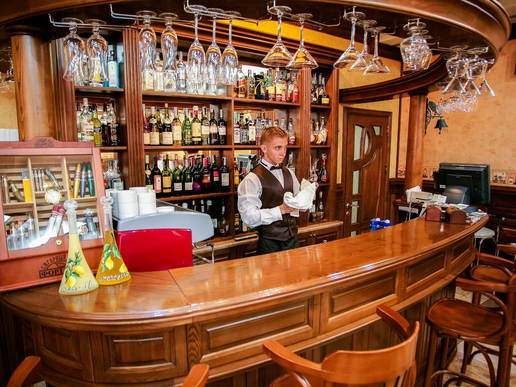 Diligence Hotel Kherson Luaran gambar